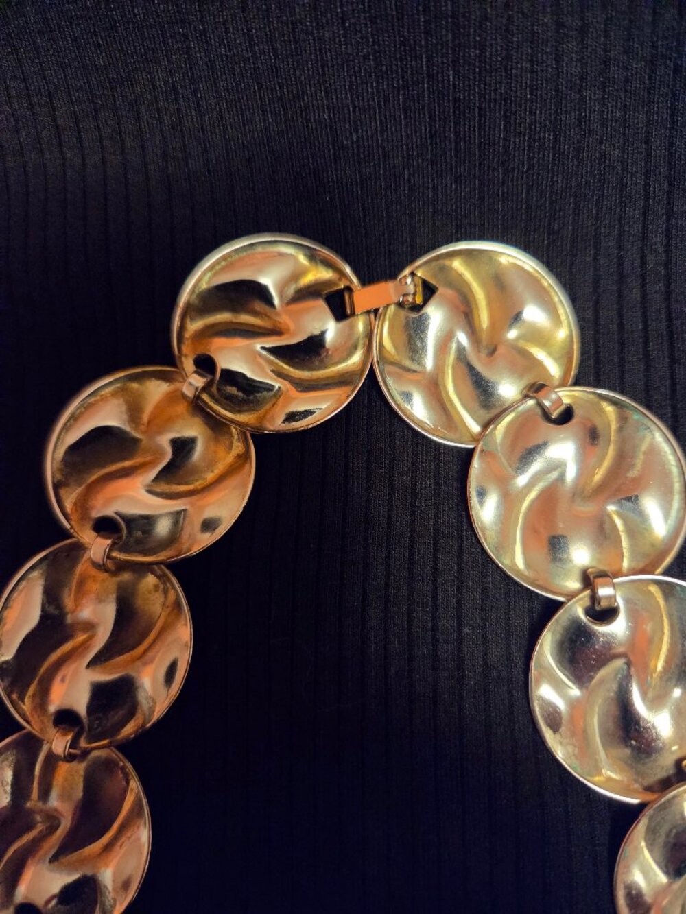 Vintage Goldtone Modernist Necklace.